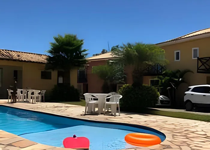 Casa Super Charmosa em Condomínio na Praia